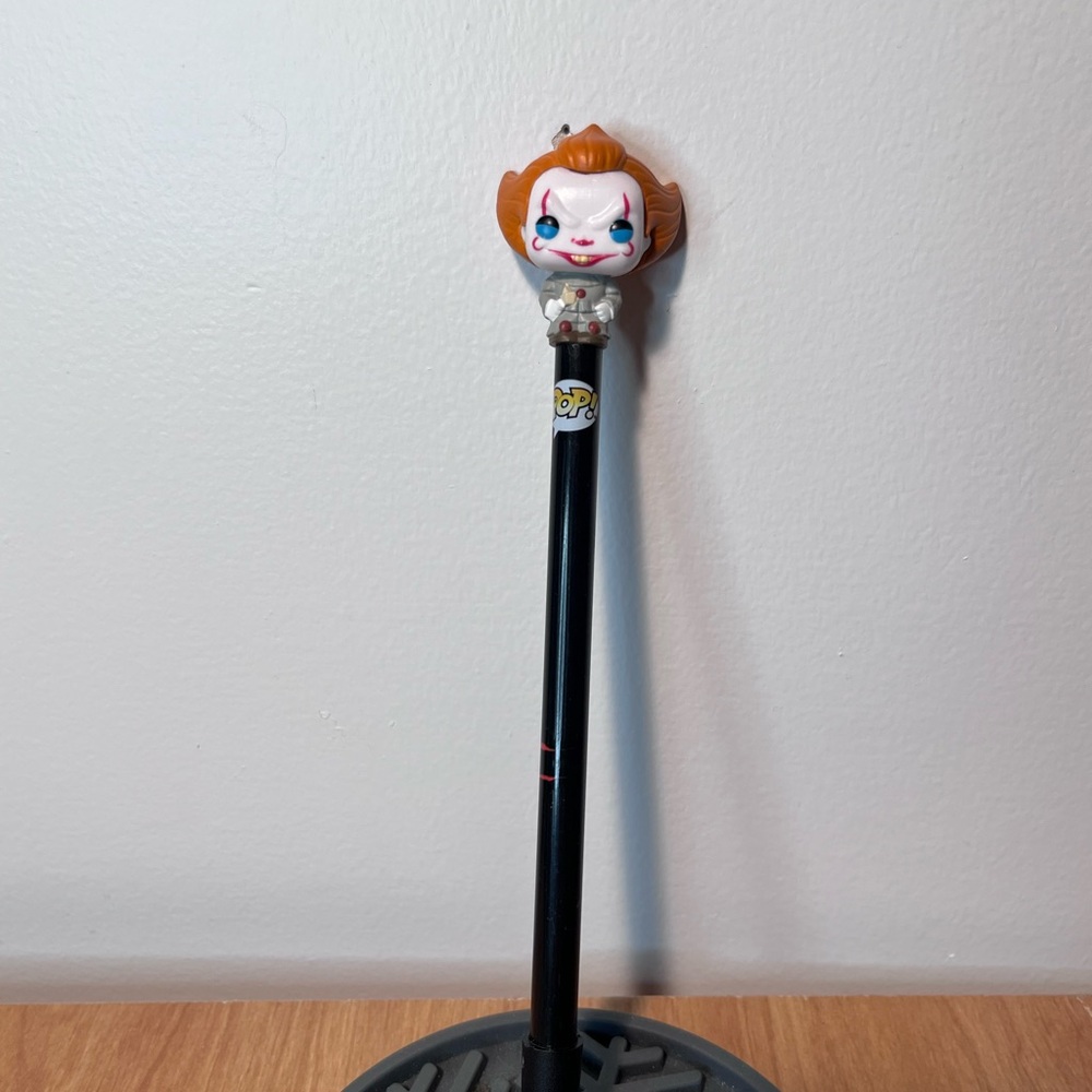 🛍️ Funko Pen with Pennywise Topper